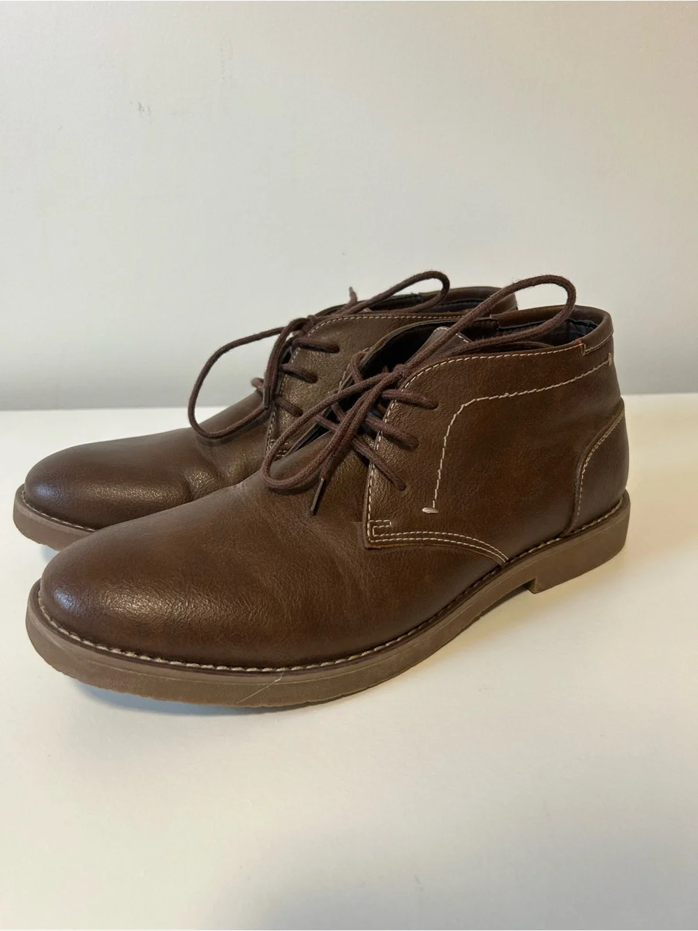 Dexter Brown Leather Chukka Boots